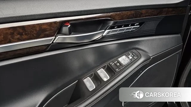 Genesis G90 id 3723401 из Кореи 8