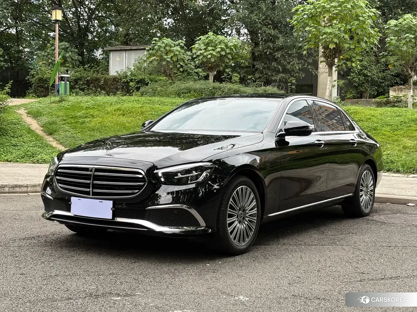 Mercedes-Benz E-Class id 4546042 из Китая 8
