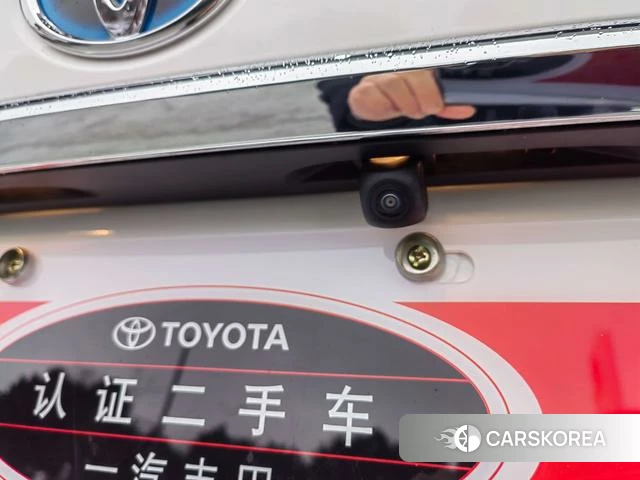 Toyota Corolla id 4262425 из Китая 8