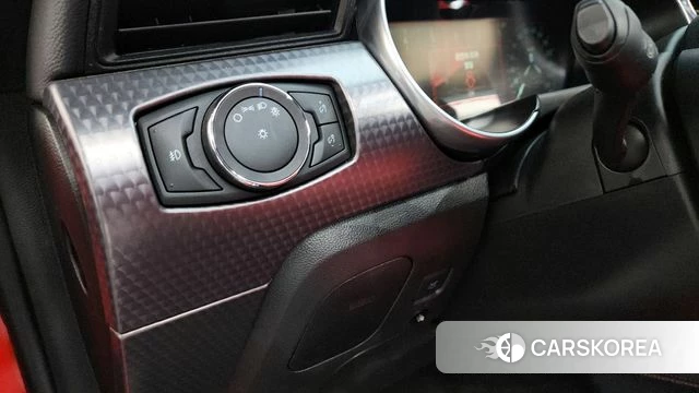 Ford Mustang id 3982218 из Кореи 8