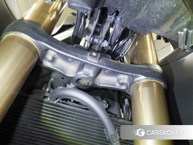 Honda CBR650R id 3947009 из Японии 8