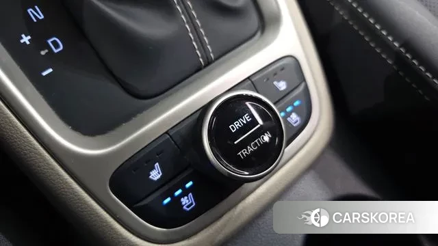 Hyundai Venue id 3712311 из Кореи 8