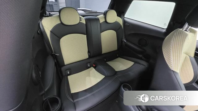 Mini Cooper id 4302674 из Кореи 8