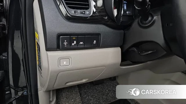 Kia The New Carnival id 3717904 из Кореи 8