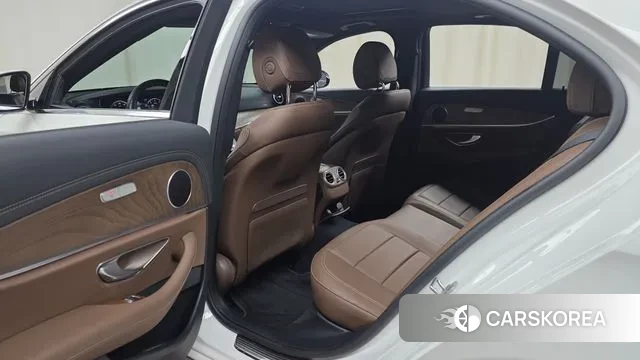 Mercedes-Benz E-Class W213 id 3556962 из Кореи 8