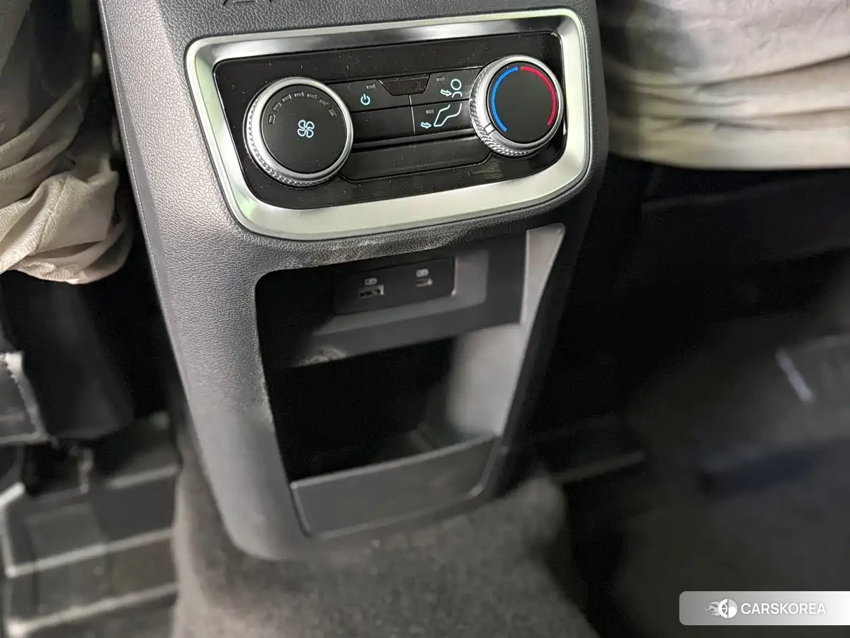 Ford Explorer id 4515408 из Китая 8