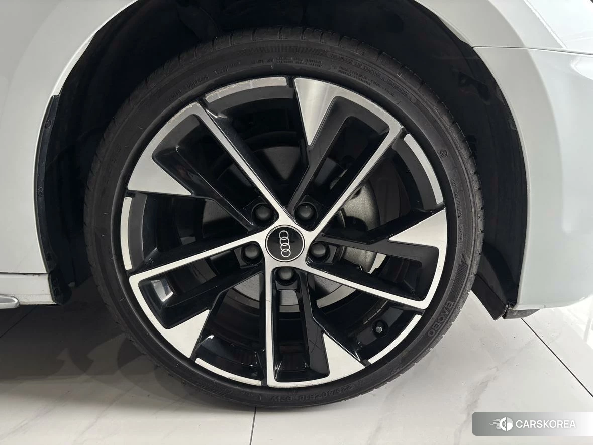 Audi A3 id 4498923 из Китая 8