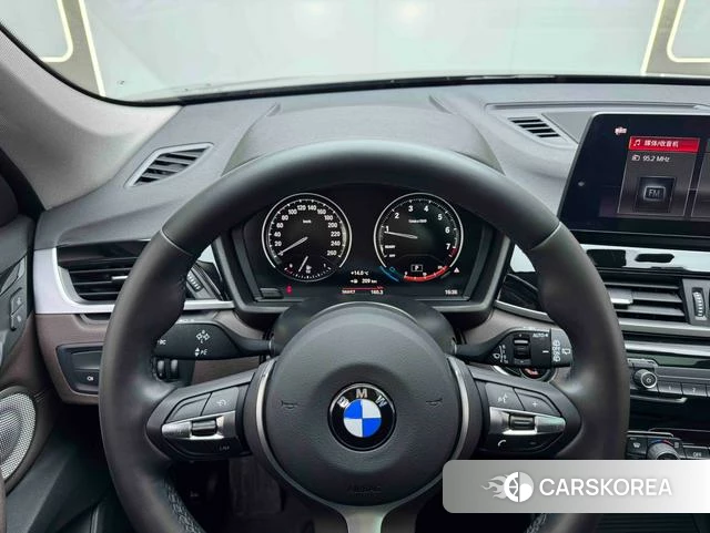 BMW X1 id 4290485 из Китая 8