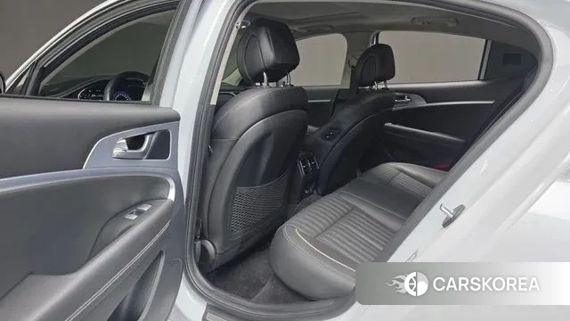 Genesis G70 id 3485101 из Кореи 8