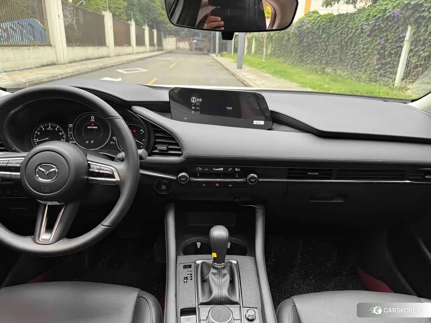 Mazda 3 id 4538682 из Китая 8