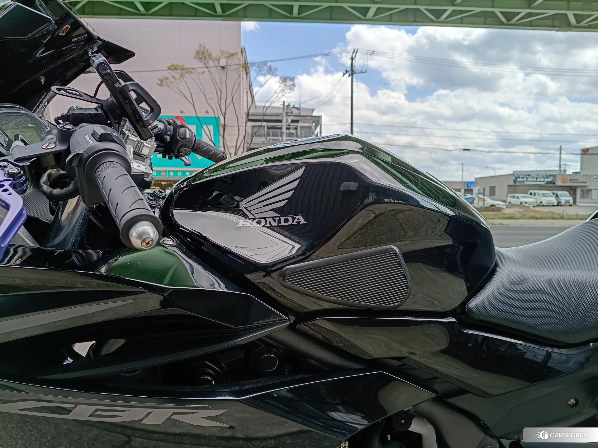 Honda CBR400R id 3948004 из Японии 8