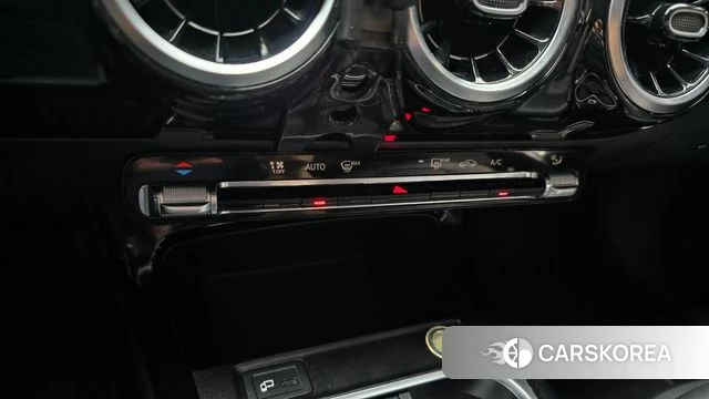 Mercedes-Benz A-Class W177 id 4586900 из Кореи 8