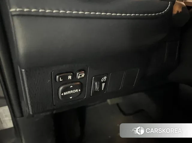 Toyota RAV4 id 3541514 из Кореи 8