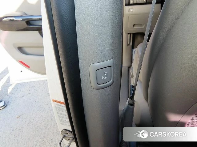 Kia The New Carnival id 3873786 из Кореи 8