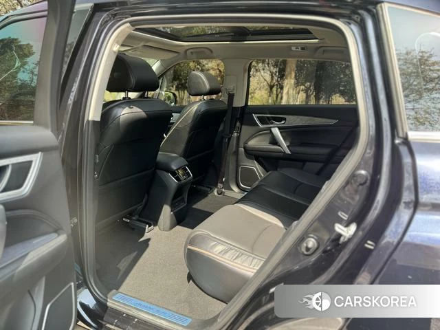 Honda Crown Road id 4242211 из Китая 8
