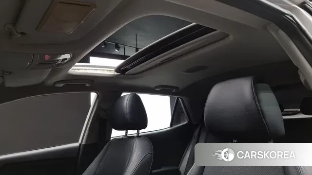 Kia Stonic id 3210178 из Кореи 8