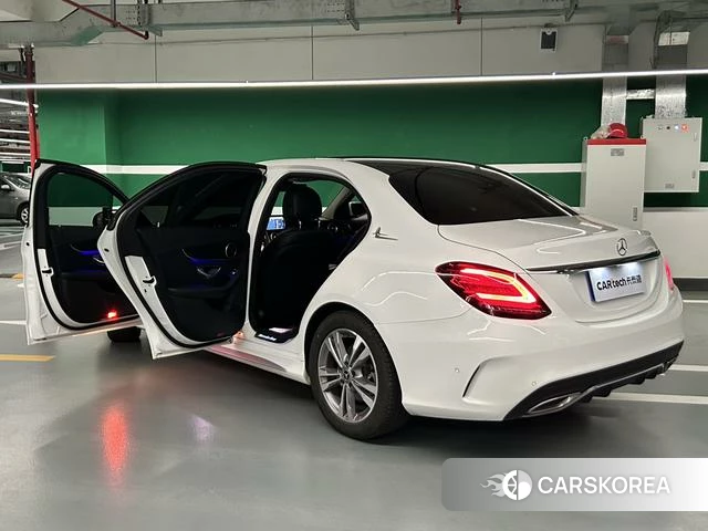 Mercedes-Benz Class C id 4297812 из Китая 8