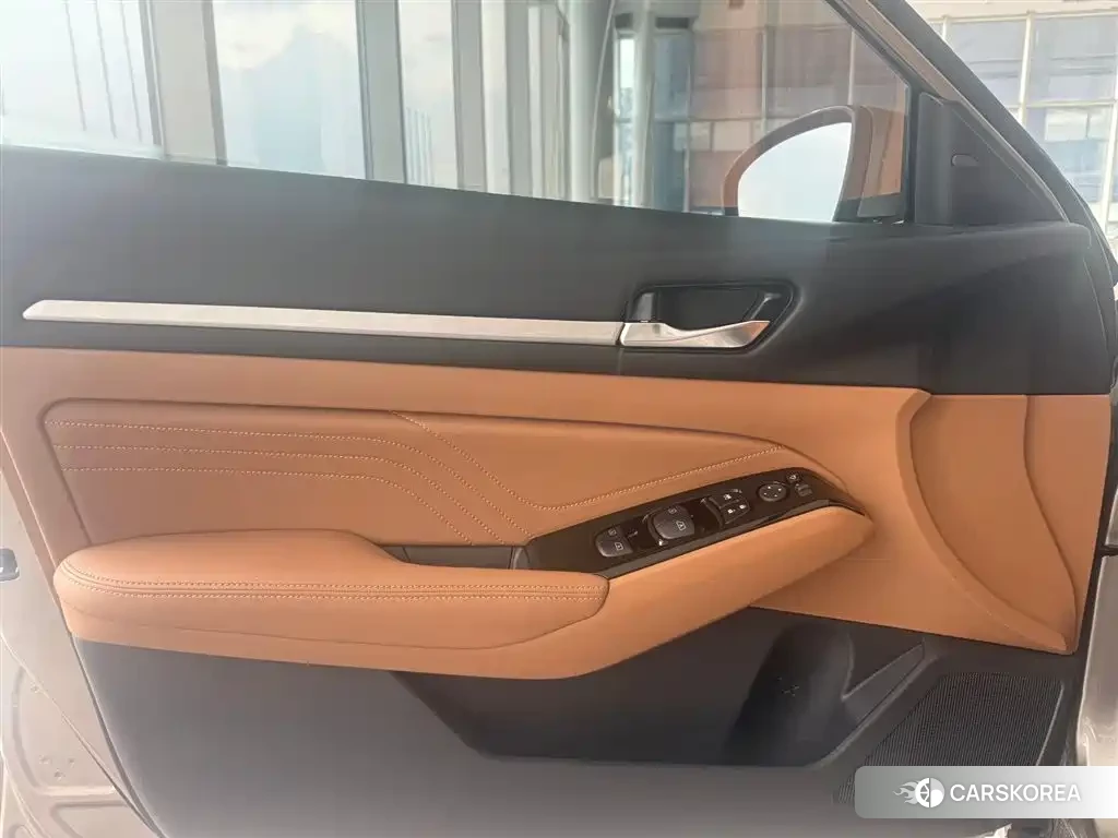 Nissan Altima id 4545991 из Китая 8