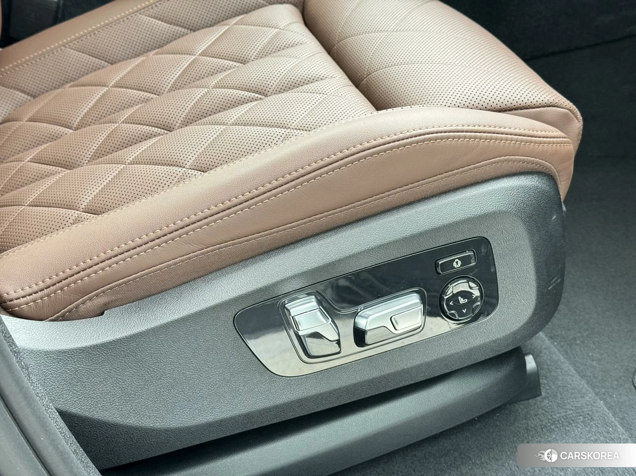 BMW X6 id 4498819 из Китая 8
