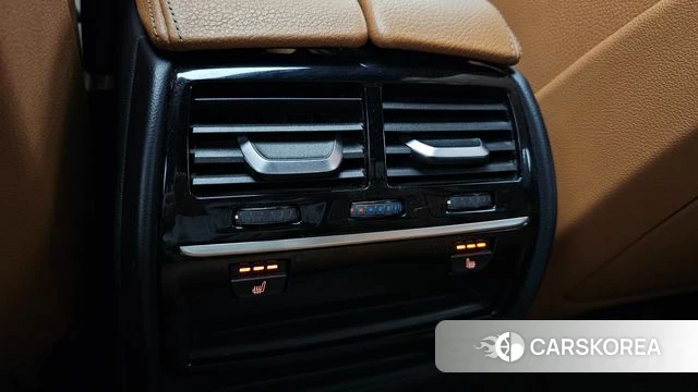 BMW 5 Series (G30) id 3955995 из Кореи 8