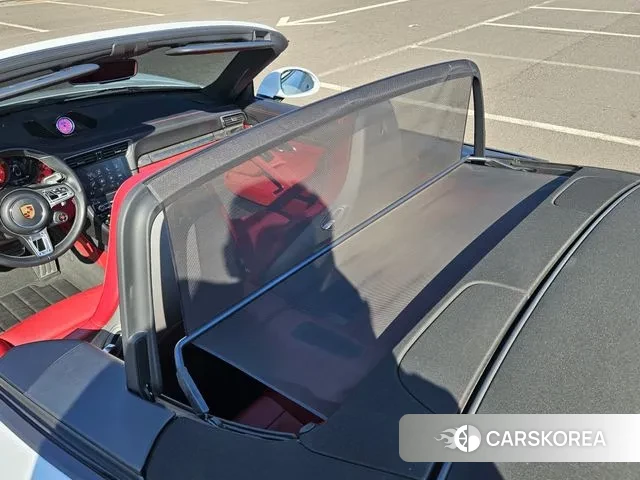 Porsche 911 id 3636798 из Кореи 8