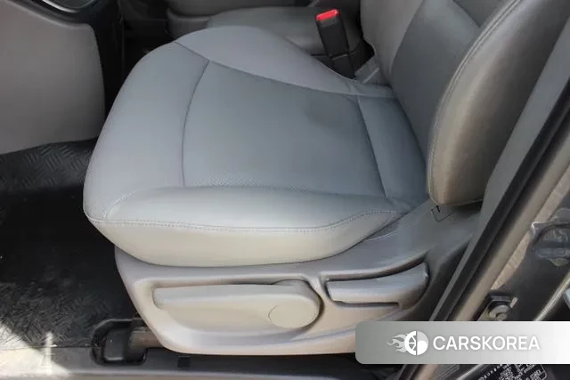 Hyundai The New Grand Starex id 3034326 из Кореи 8