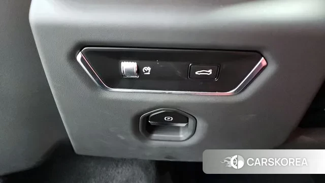 Lotus Emira id 3057796 из Кореи 8