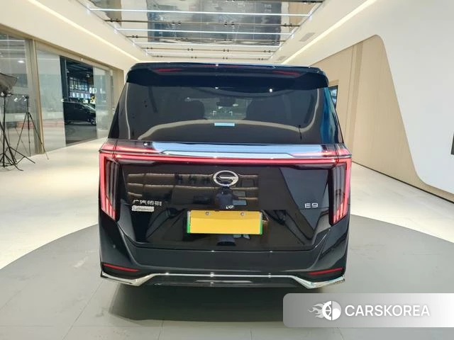 GAC Trumpchi Trumpchi E9 PHEV id 3920499 из Китая 8