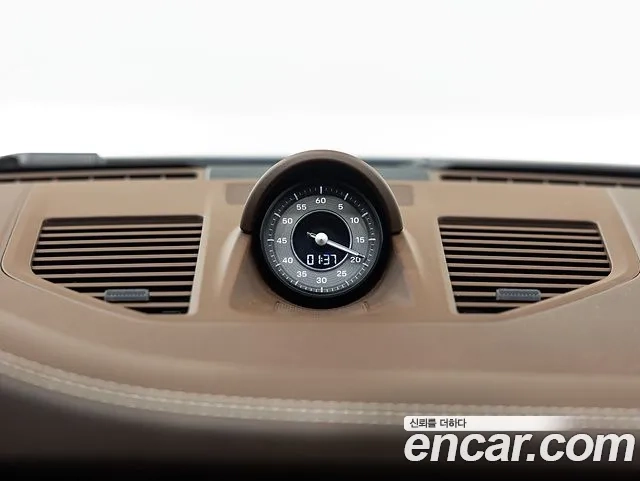 Porsche 911(992) id 2953967 из Кореи 8