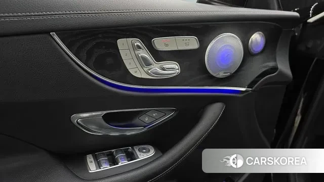 Mercedes-Benz E-Class W213 id 3682370 из Кореи 8