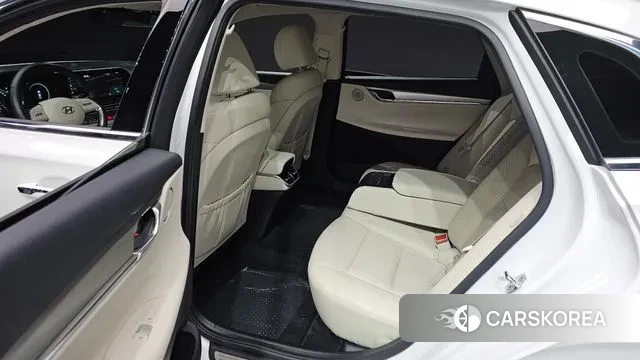 Hyundai The New Grandeur IG Hybrid id 3518603 из Кореи 8