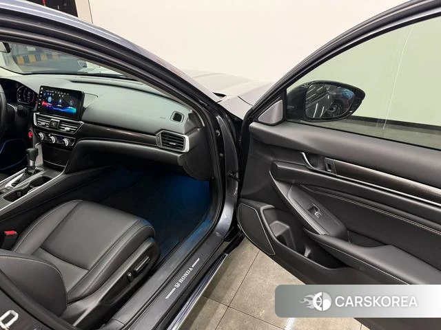 Honda Accord id 4264525 из Китая 8