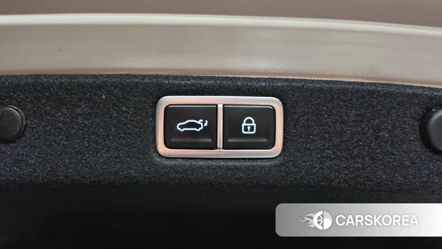 Hyundai Grandeur (GN7) id 4880339 из Кореи 8