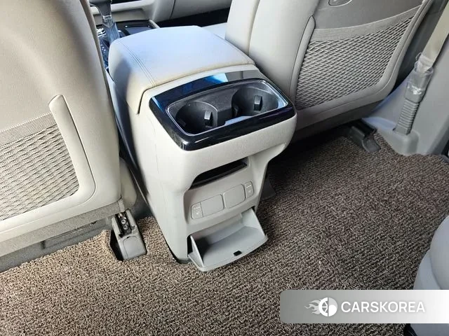 Kia All New Carnival id 3651972 из Кореи 8