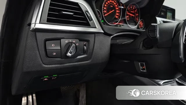 BMW 4 Series (F32) id 3714038 из Кореи 8