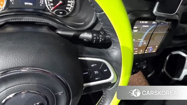 Jeep Renegade id 3386103 из Кореи 8