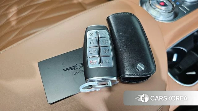 Genesis GV70 id 4350348 из Кореи 8