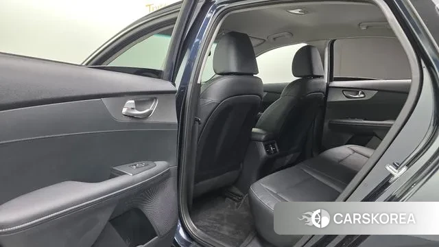 Kia Come New K3 id 3761241 из Кореи 8