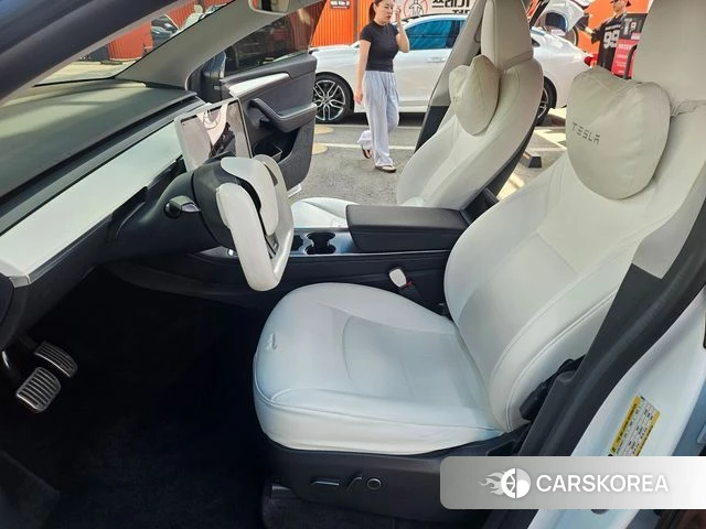 Tesla Model Y id 4427756 из Кореи 8