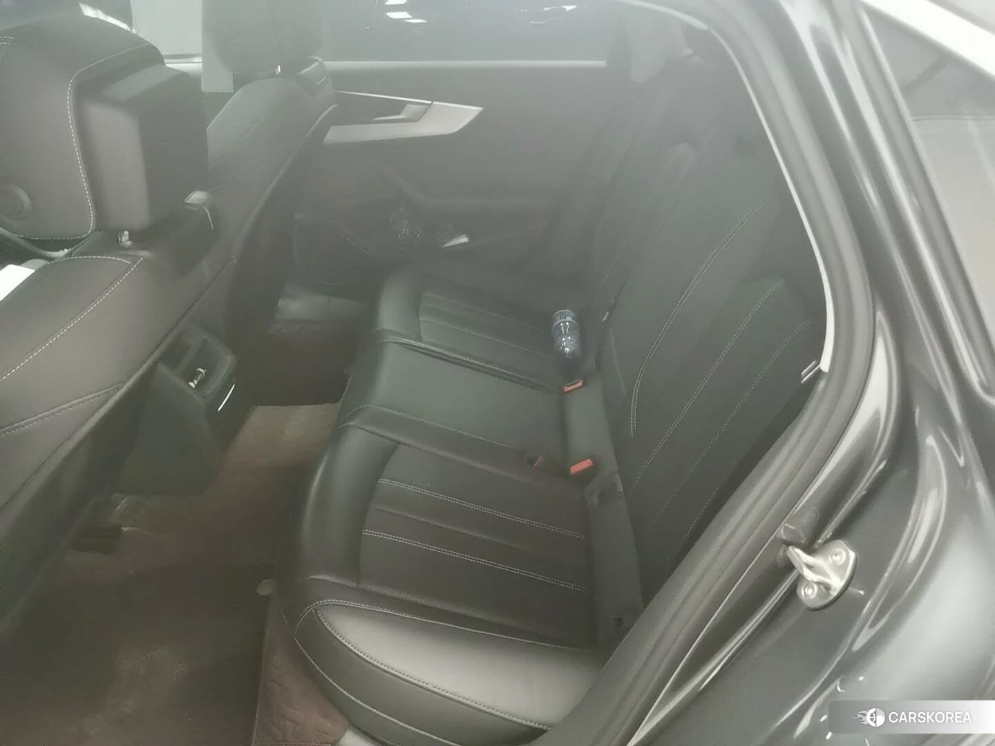 Audi A4L id 4405723 из Китая 8