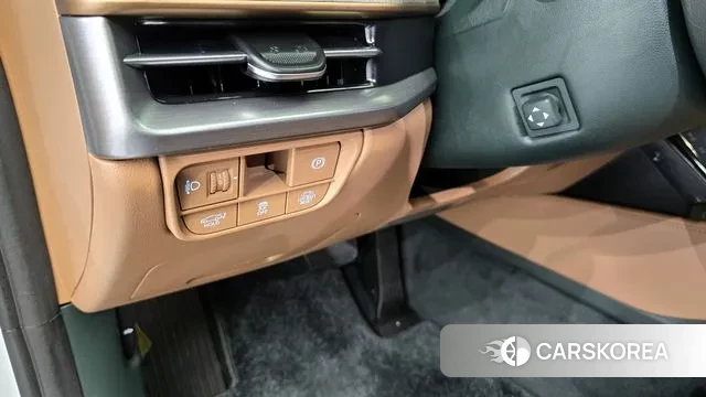 Hyundai Grandeur Hybrid (GN7) id 3069447 из Кореи 8