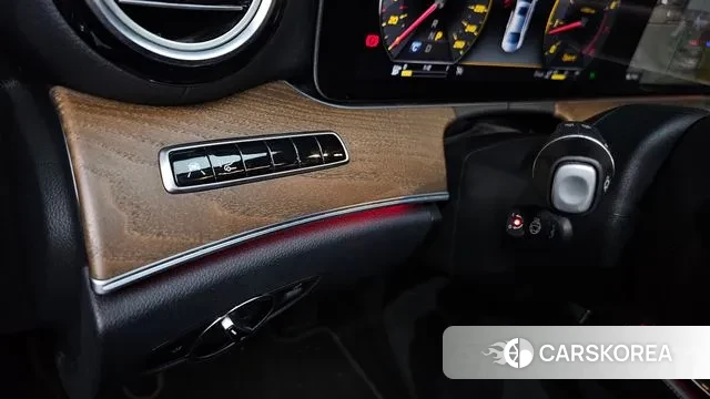 Mercedes-Benz E-Class W213 id 3429041 из Кореи 8