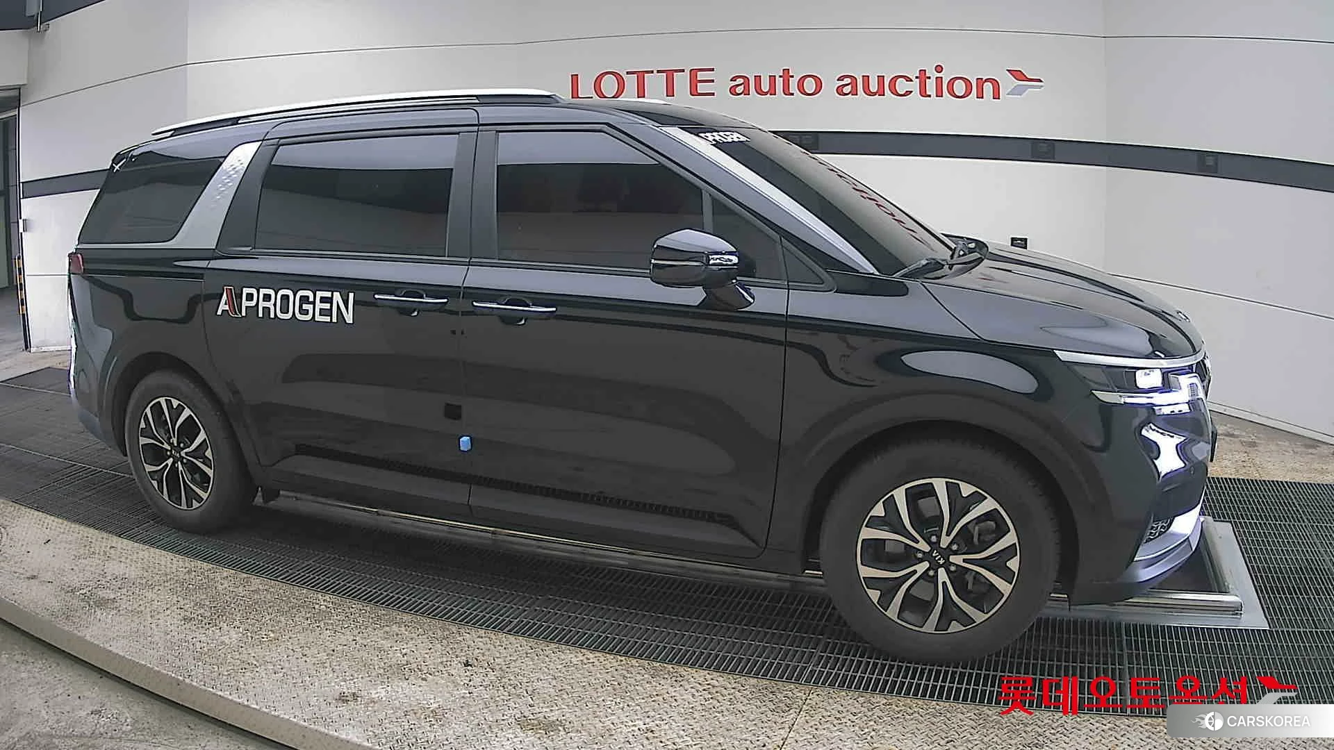 Kia Carnival id 3882133 из Кореи 8