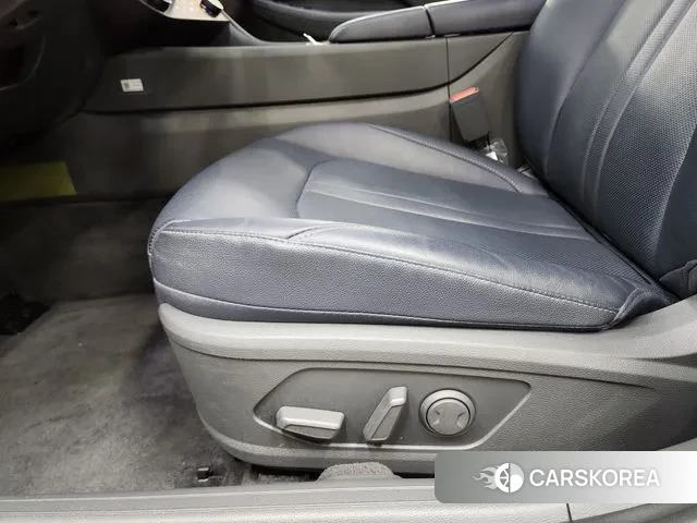 Hyundai Sonata D Edge (DN8) id 3365835 из Кореи 8