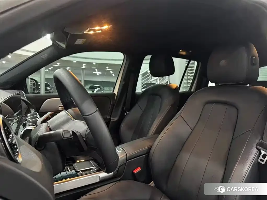 Mercedes-Benz GLB id 4680459 из Китая 8