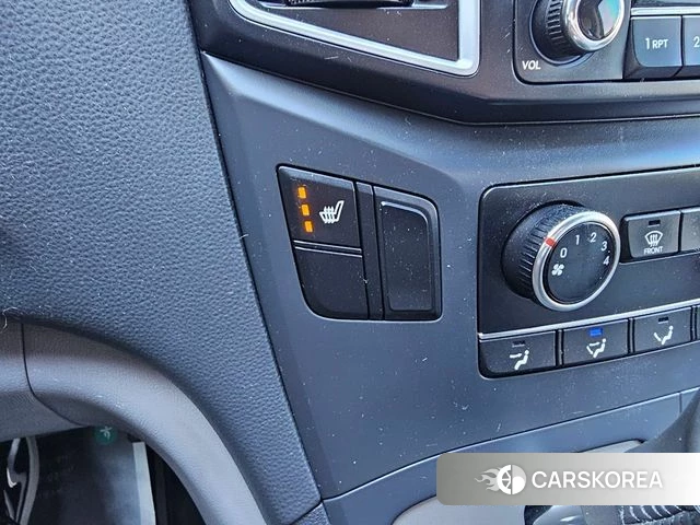 Hyundai The New Grand Starex id 3912032 из Кореи 8