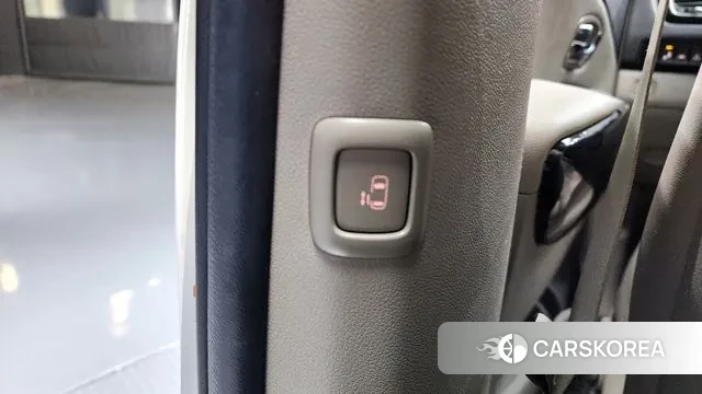 Kia The New Carnival id 3417721 из Кореи 8