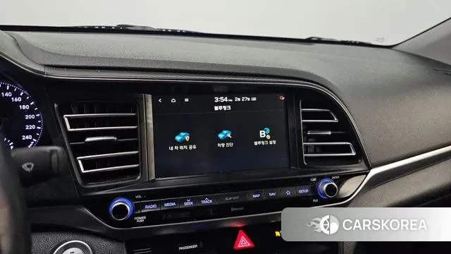 Hyundai The New Avante AD id 3728378 из Кореи 8