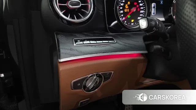 Mercedes-Benz E-Class W213 id 3469794 из Кореи 8
