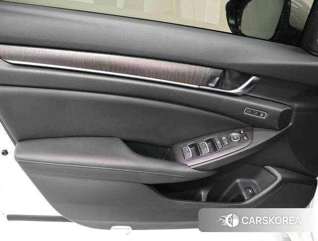 Honda Accord 10th Generation id 4293652 из Кореи 8